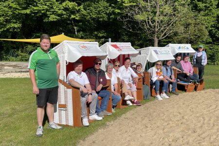 Spendenübergabe neuer Strandkörbe
